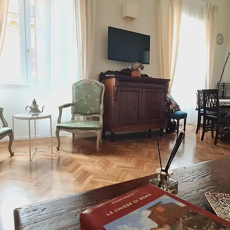 Jolegre All'opera Apartment *